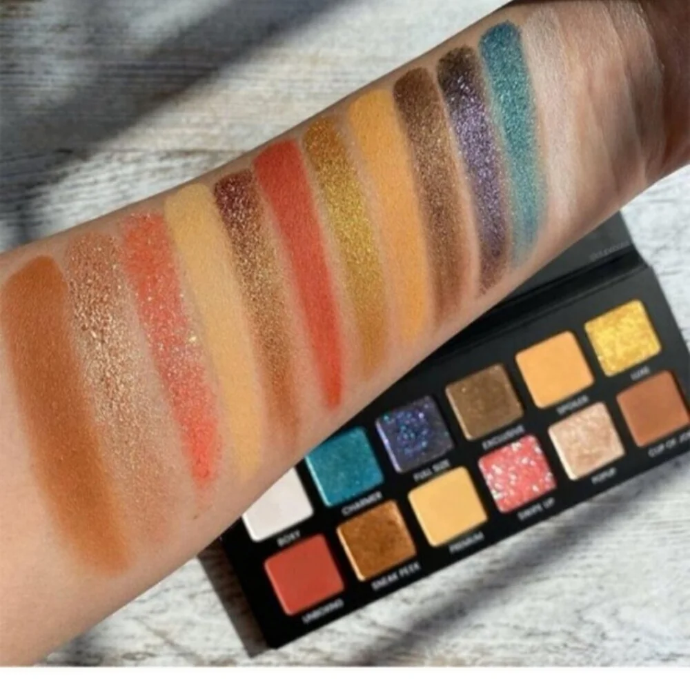 Boxy Charm | Hello, Charmer! Eyeshadow Palette- 12 Colors